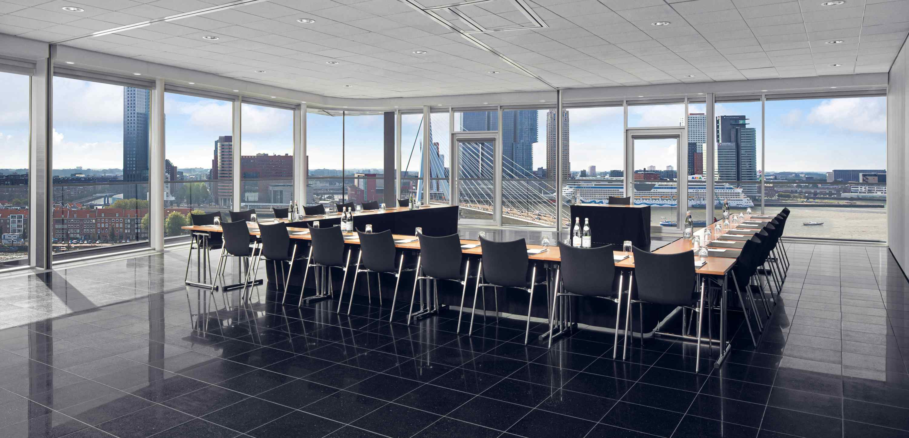 Panorama Room 16th floor, Inntel Hotels Rotterdam Centre